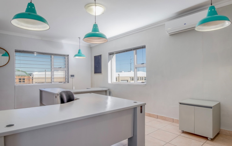 To Let Commercial Property for Rent in Gants Plaza Western Cape